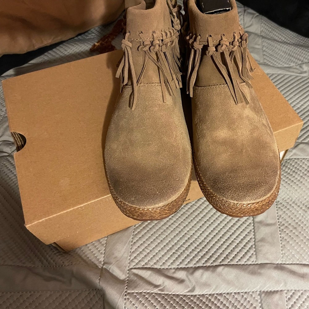 UGG Moccasins